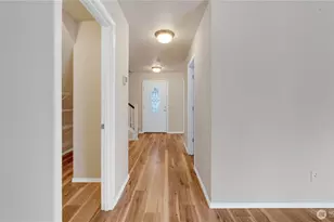 1061 Hiton Cir, DuPont, WA 98327 - Photo 5