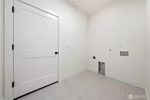 1124 E Mt Hood St, Othello, WA 99344 - Photo 3