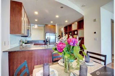 2033 2nd Avenue #2010, Seattle, WA 98121 - Photo 13