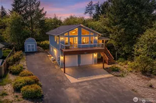 659 Chinook Ave SE, Ocean Shores, WA 98569 - Photo 1