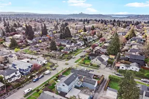 8307 27th Ave NW, Seattle, WA 98117 - Photo 27