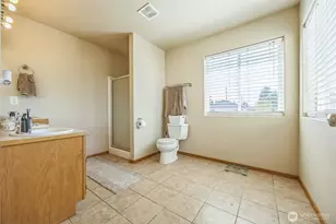201 3rd St NE, Yelm, WA 98597 - Photo 25