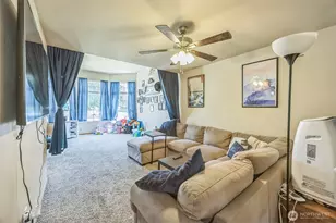 201 3rd St NE, Yelm, WA 98597 - Photo 9