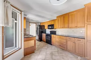 605 Peardale Ln, Longview, WA 98632 - Photo 13