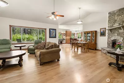 425 400th Street S, Roy, WA 98580 - Photo 5