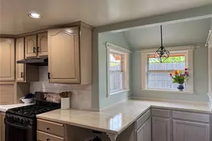 2025 Panama Ave, Hoquiam, WA 98550 - Photo 9