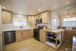 2025 Panama Ave, Hoquiam, WA 98550 - Photo 9