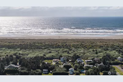 272 Sand Dune Avenue NW, Ocean Shores, WA 98569 - Photo 37
