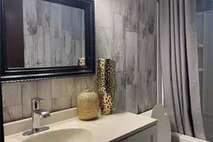 1017 Ballentine St, Raymond, WA 98577 - Photo 25