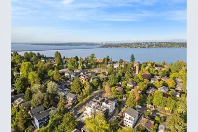 3205 B 37th Place S, Seattle, WA 98144 - Photo 1