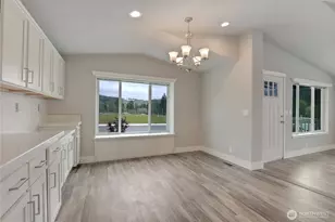 2120 Crystal Mt Dr, Enumclaw, WA 98022 - Photo 11