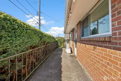 1301 S 54th Street, Tacoma, WA 98408 - Photo 17