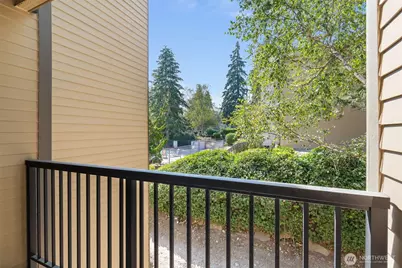 14665 NE 34th Street #B13, Bellevue, WA 98007 - Photo 9