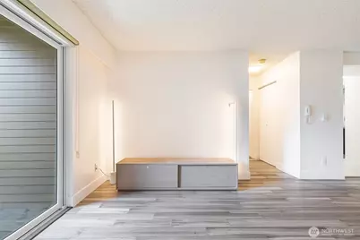 14665 NE 34th Street #B13, Bellevue, WA 98007 - Photo 11