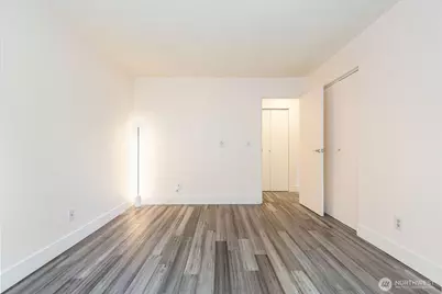 14665 NE 34th Street #B13, Bellevue, WA 98007 - Photo 27