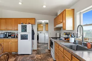 398 Balm St, Touchet, WA 99360 - Photo 11