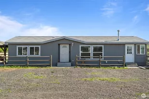 398 Balm St, Touchet, WA 99360 - Photo 3