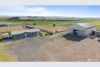 398 Balm St., Touchet, WA 99360 - Photo 1