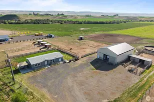 398 Balm St, Touchet, WA 99360 - Photo 33