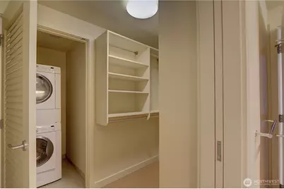909 5th Avenue #701, Seattle, WA 98104 - Photo 27