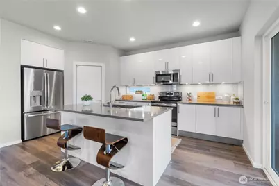 13826 Brookdale Lane E #96, Tacoma, WA 98445 - Photo 11