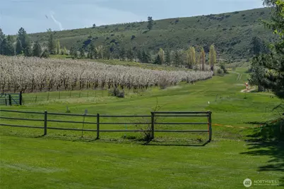 712 Moonlit Lane, Wenatchee, WA 98801 - Photo 5