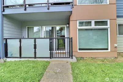 15138 65th Avenue S #109, Tukwila, WA 98188 - Photo 3