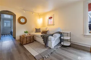 2035 Fairview Ave E, Seattle, WA 98102 - Photo 5