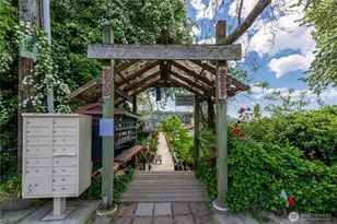 2035 Fairview Ave E, Seattle, WA 98102 - Photo 21