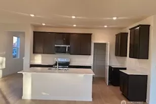 37425 30th Pl S, Federal Way, WA 98003 - Photo 3
