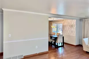 7351 32nd Ave SW, Seattle, WA 98126 - Photo 5