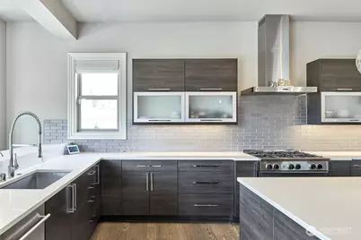 3319 Burnett Avenue N, Renton, WA 98056 - Photo 21