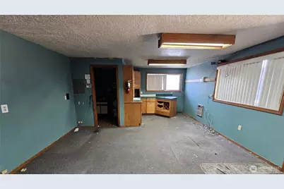 1309 Elm Place, Kelso, WA 98626 - Photo 5