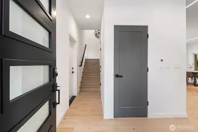 3809 NE 89th Street, Seattle, WA 98115 - Photo 5