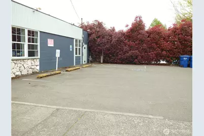 2224 N 56th Street, Seattle, WA 98103 - Photo 3