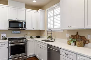 5032 Eagle Rdg Dr, Freeland, WA 98249 - Photo 9