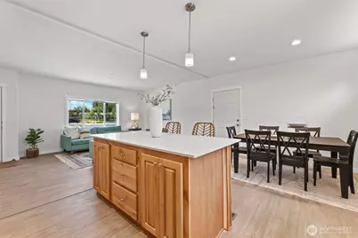 1413 Orangewood Street #21, Enumclaw, WA 98022 - Photo 11