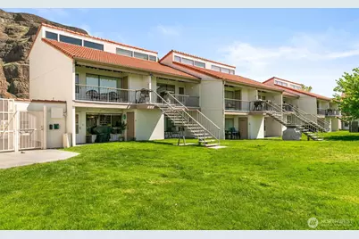 8903 Crescent Bar Road NW #101, Quincy, WA 98848 - Photo 5