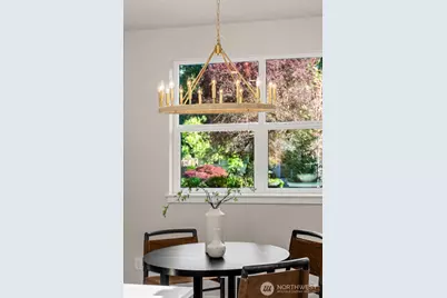 10604 NE 137th Place, Kirkland, WA 98034 - Photo 13