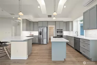 6714 45th Place NE, Marysville, WA 98270 - Photo 7