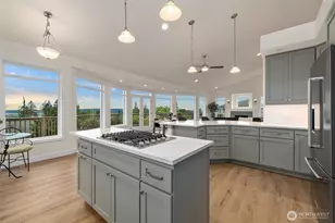 6714 45th Pl NE, Marysville, WA 98270 - Photo 9