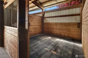 25443 Pioneer Way NW, Poulsbo, WA 98370 - Photo 9