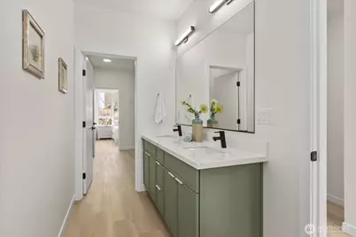 259 E Louisa Street, Seattle, WA 98102 - Photo 19