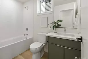 259 E Louisa St, Seattle, WA 98102 - Photo 15