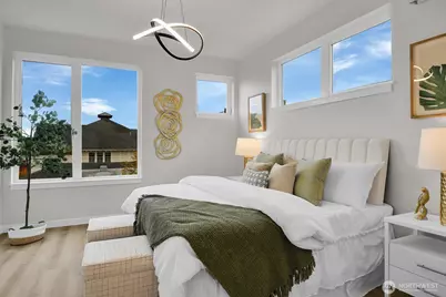 261 E Louisa Street, Seattle, WA 98102 - Photo 13