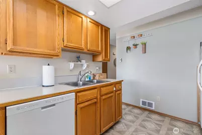 920 East Bay Drive NE #3C202, Olympia, WA 98506 - Photo 19