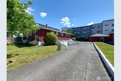 238 240 S 70th St, Tacoma, WA 98408 - Photo 5