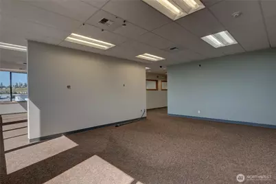 275 SE Pioneer Way #204, Oak Harbor, WA 98277 - Photo 9