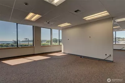 275 SE Pioneer Way #204, Oak Harbor, WA 98277 - Photo 11