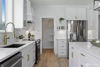 601 N Bluff West Drive, Moses Lake, WA 98837 - Photo 9